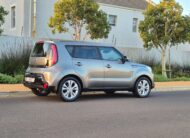 2014 Kia Soul 1.6 Start with 163 000km’s
