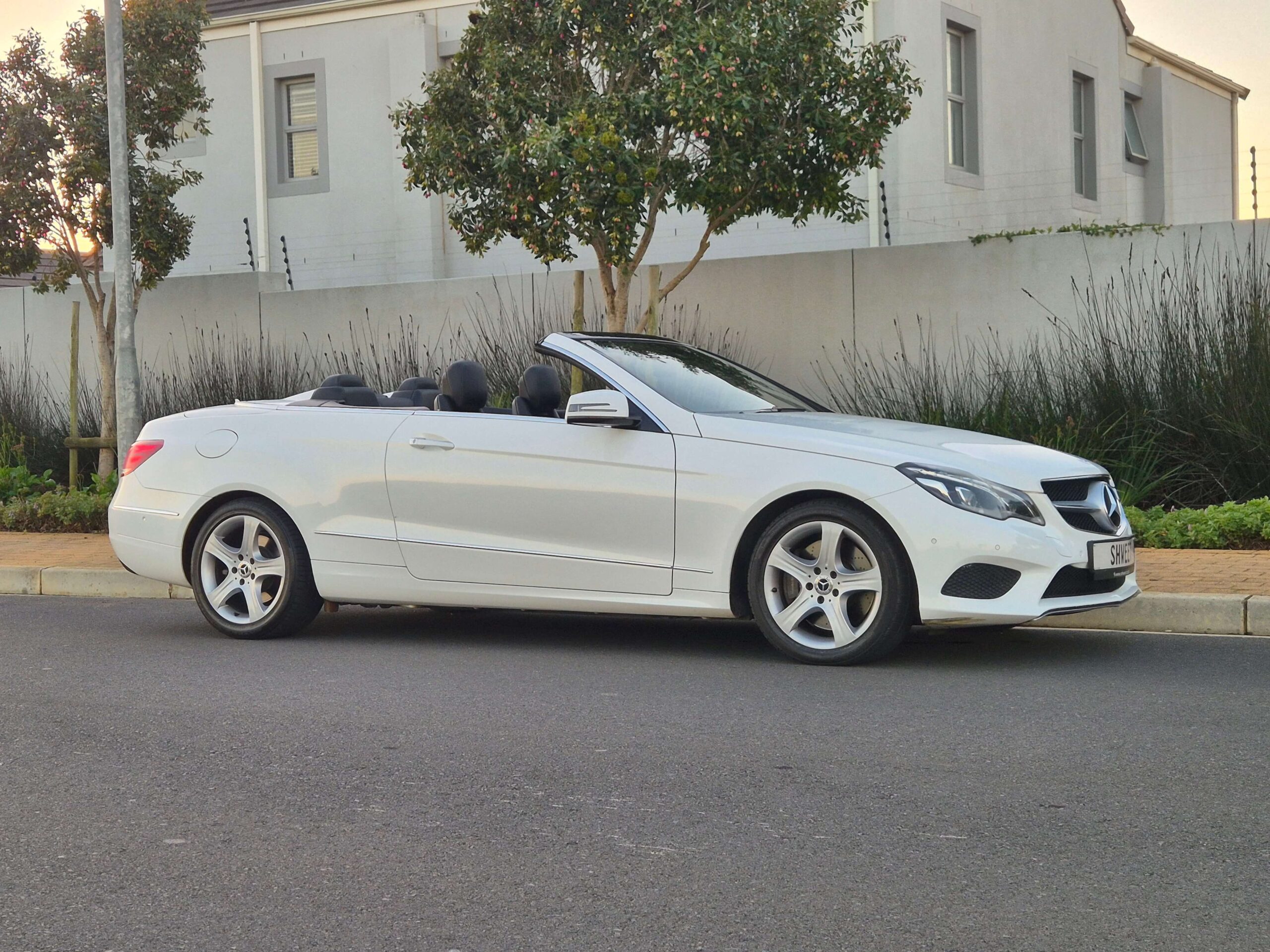 2014 Mercedes-Benz E400 Cabriolet only 82000kms