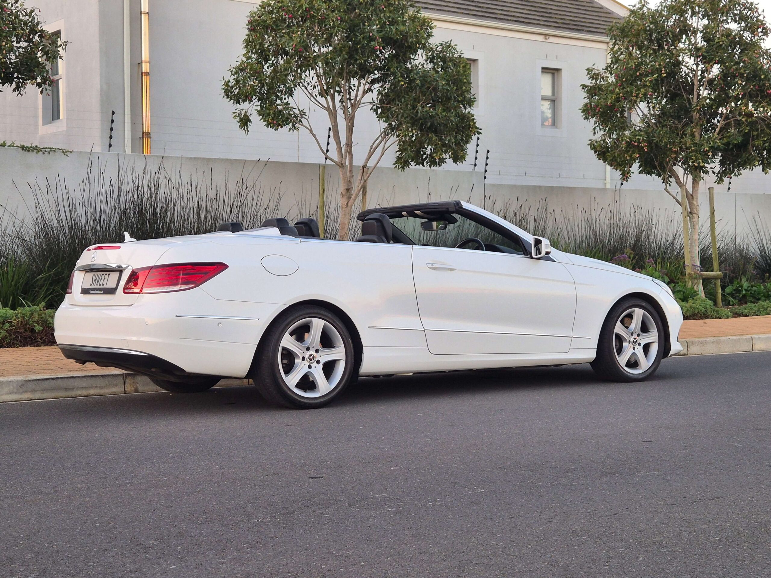 2014 Mercedes-Benz E400 Cabriolet only 82000kms