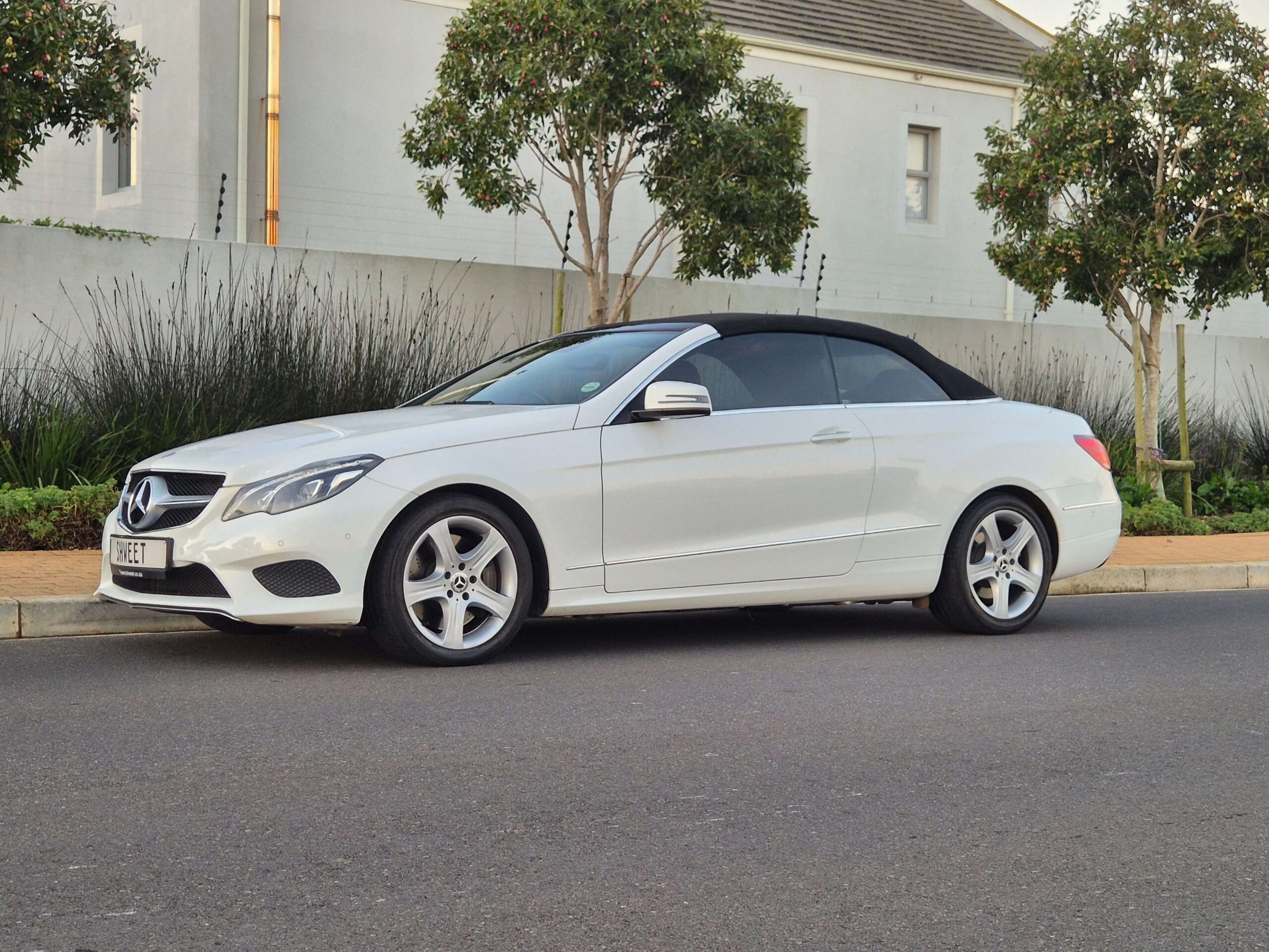 2014 Mercedes-Benz E400 Cabriolet only 82000kms