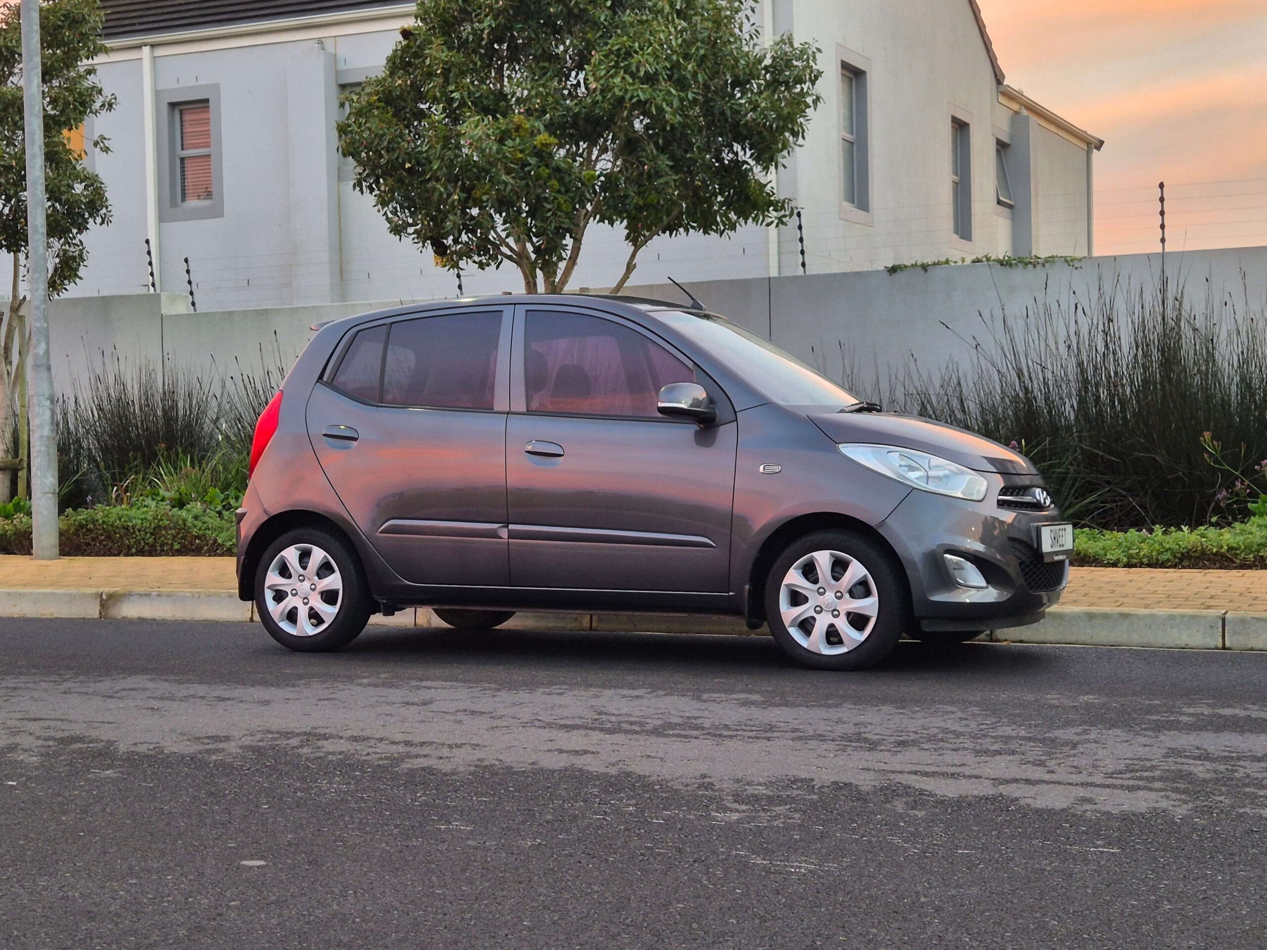 2013 Hyundai I10 1.2 Fluid with only 81000km’s