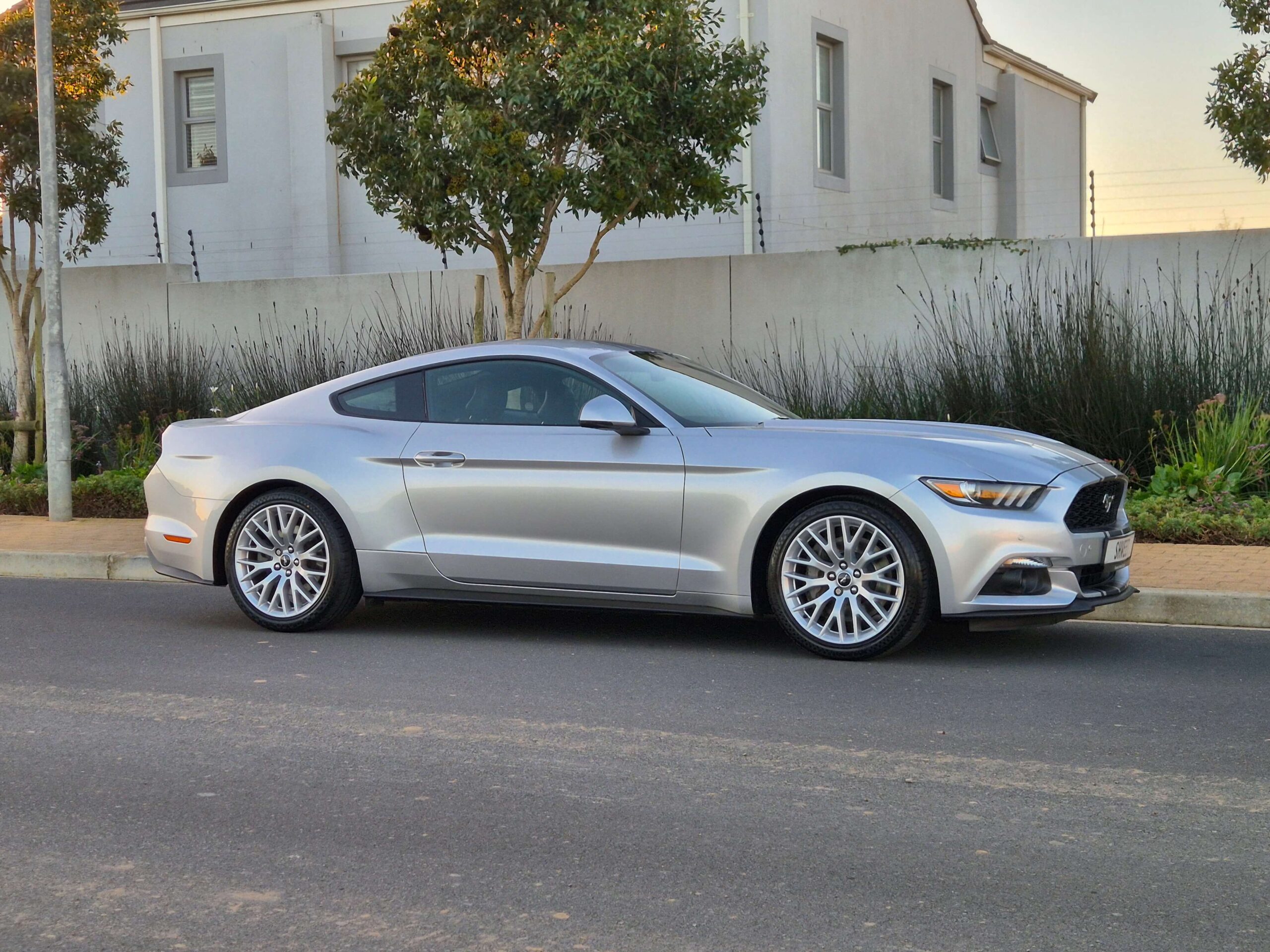 2017 Ford Mustang 2.3Ecoboost Automatic