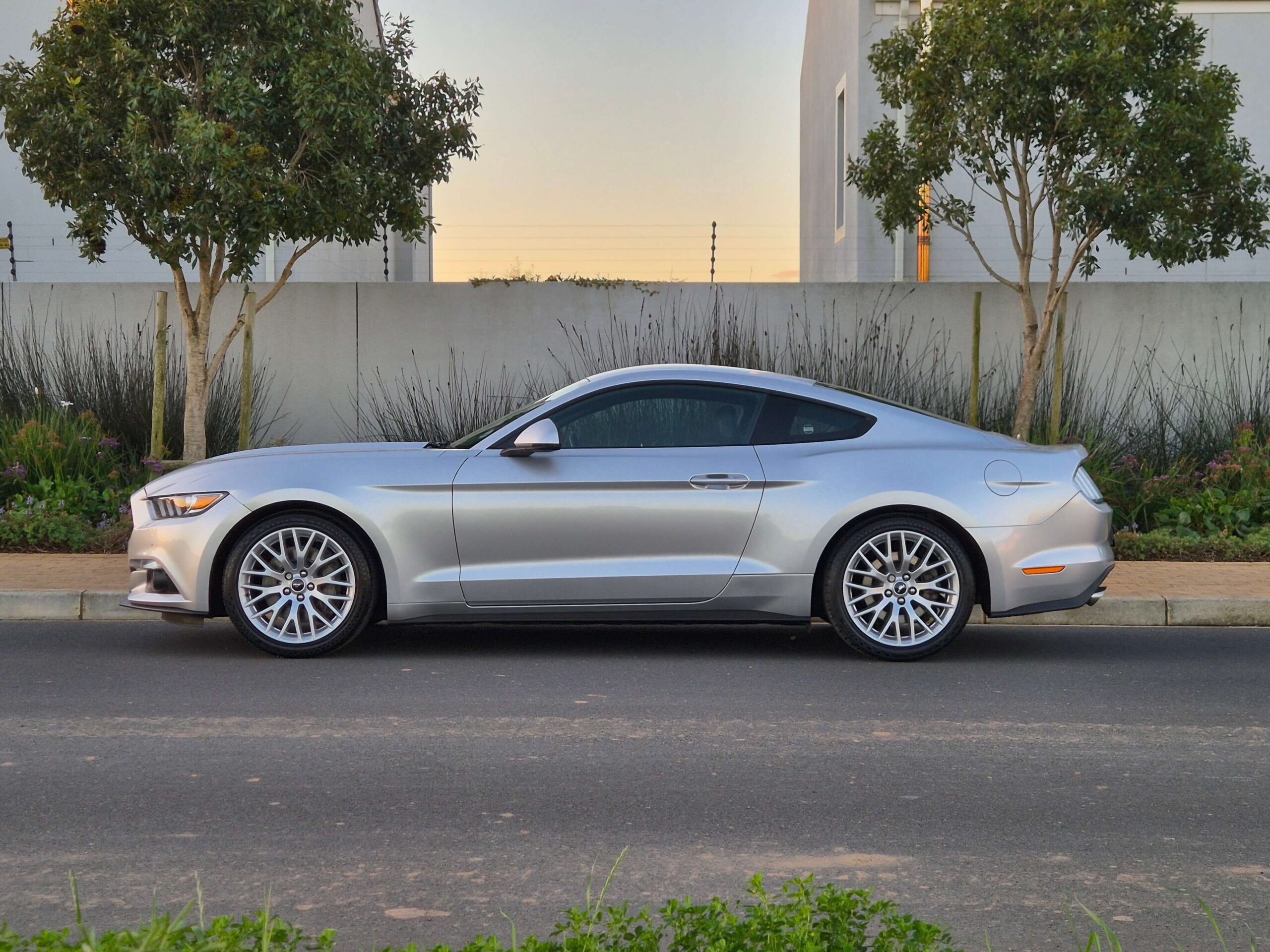 2017 Ford Mustang 2.3Ecoboost Automatic